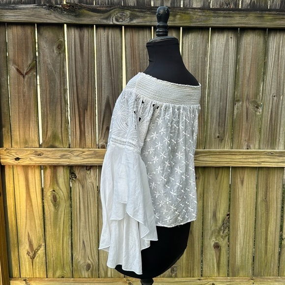 Ramy Brook off shoulder bell sleeve top, size small - Picture 4 of 8